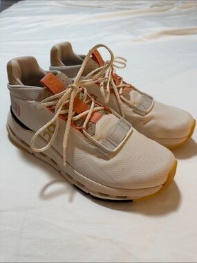 Women’s On Running Limited Edition Cloudnova 2